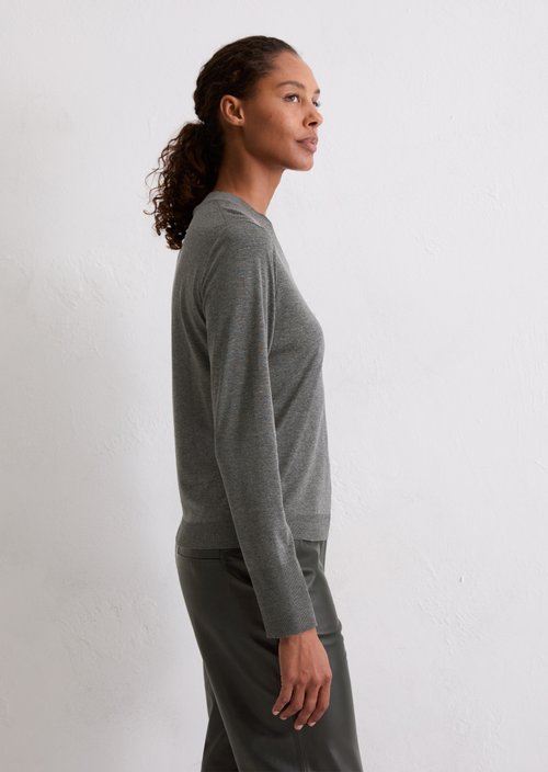Luxury Longsleeve Regular — Rocky Grey Melange