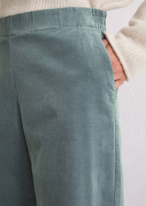 Fluwelen broek los Slate Blue in detailaanzicht