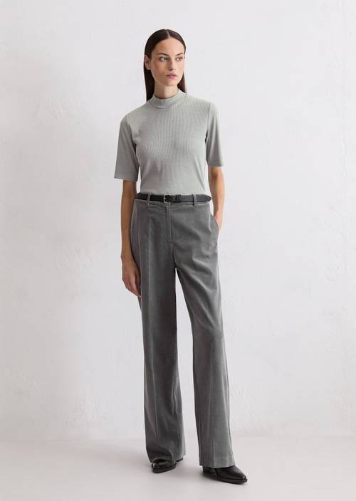 Fluwelen broek wijd Castlerock in vooraanzicht