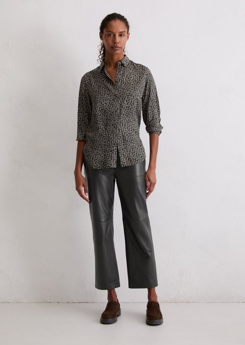 Relaxed print blouse — Dark Grey