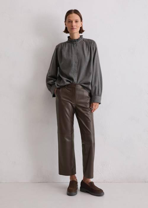 Regular krijtstreep blouse Dark Grey in vooraanzicht