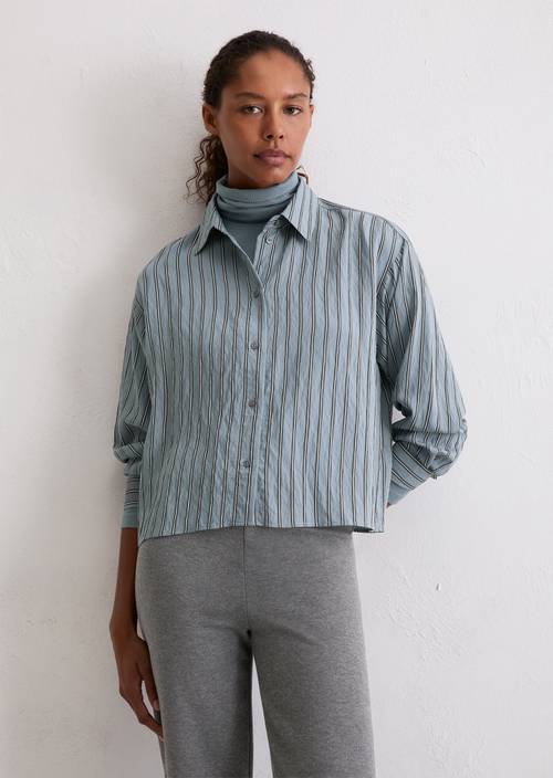 Gerimpelde gestreepte blouse relaxed cropped Medium Blue in vooraanzicht