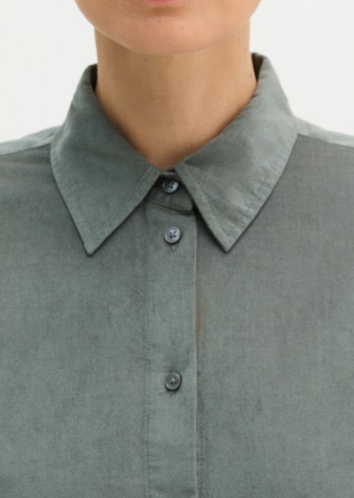 Fitted velvet blouse — Foggy Blue