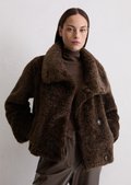 Relaxed teddy jacket made from recycled polyester - brown