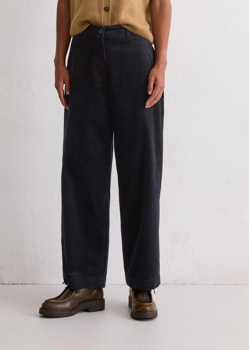 Corduroy pants model Lande loose — Deep Night Blue