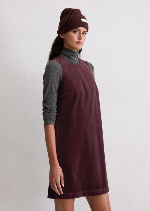 Short velvet dress straight — Black Cherry