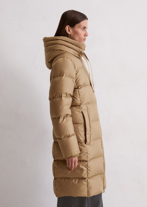 Hooded down coat shaped — Melted Nougat