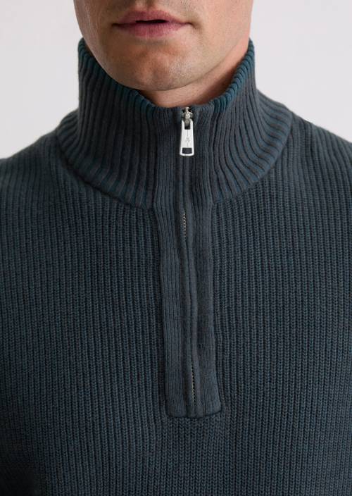 Troyer regular Dark Navy en vista detallada