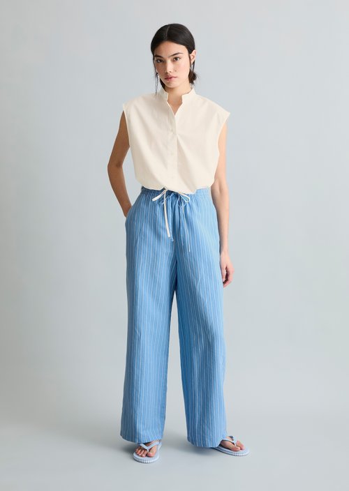 Relaxed sleeveless blouse — Silky White
