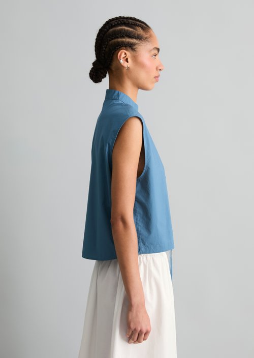 Relaxed sleeveless blouse — Endless Sea