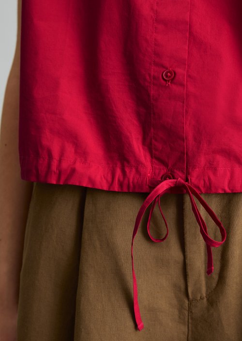 Relaxed sleeveless blouse — Vivid Cherry
