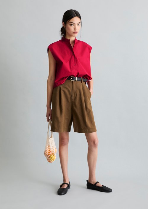 Relaxed sleeveless blouse — Vivid Cherry