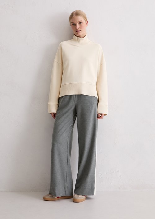 Relaxed sweatshirt — Raw Cream