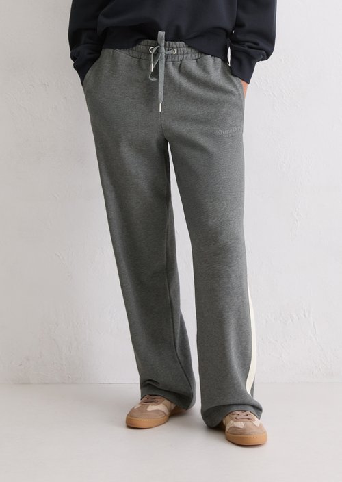 Relaxed sweatpants — Warm Granite Melange