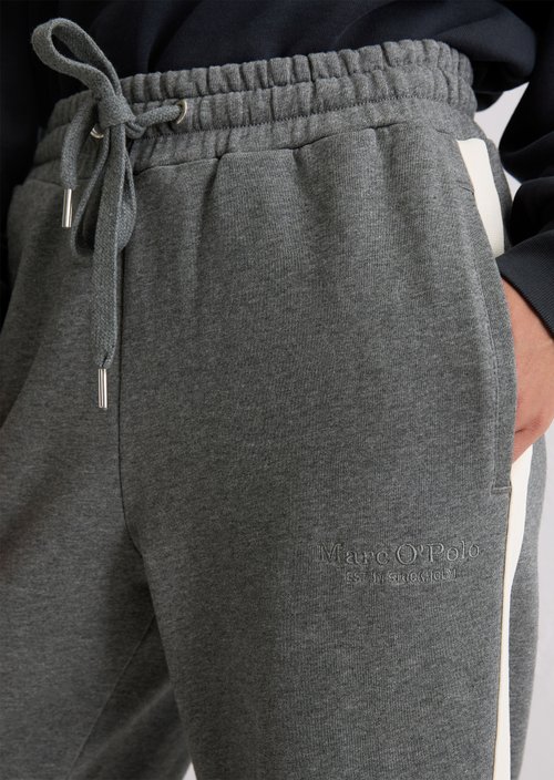 Relaxed sweatpants — Warm Granite Melange