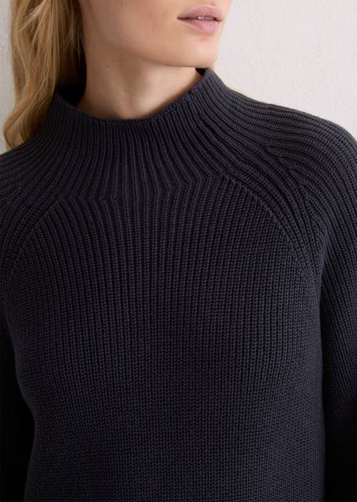 DfC Strickkleid loose Deep Night Blue in Detailansicht