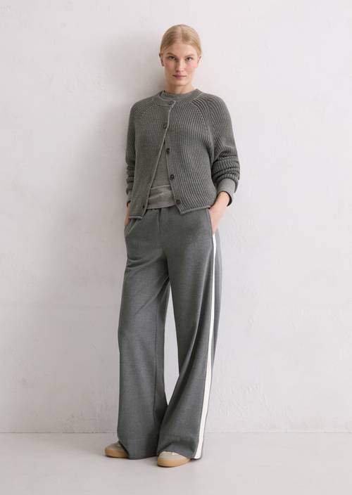 Cardigan regular Warm Granite Melange in Frontalansicht