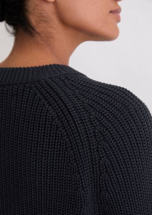 Cardigan regular Deep Night Blue in Detailansicht