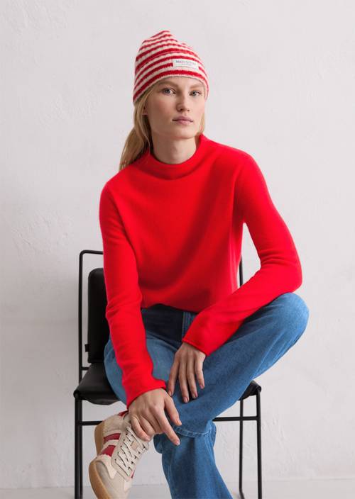 Cashmere sweater regular Bright Red in front view