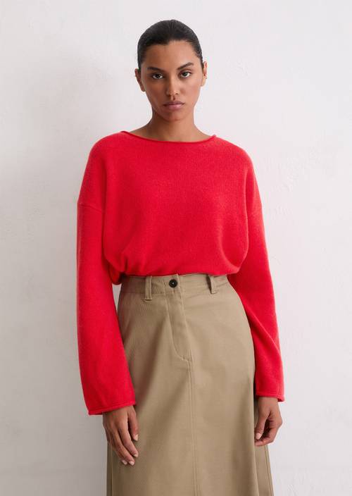 Grote trui Bright Red in vooraanzicht