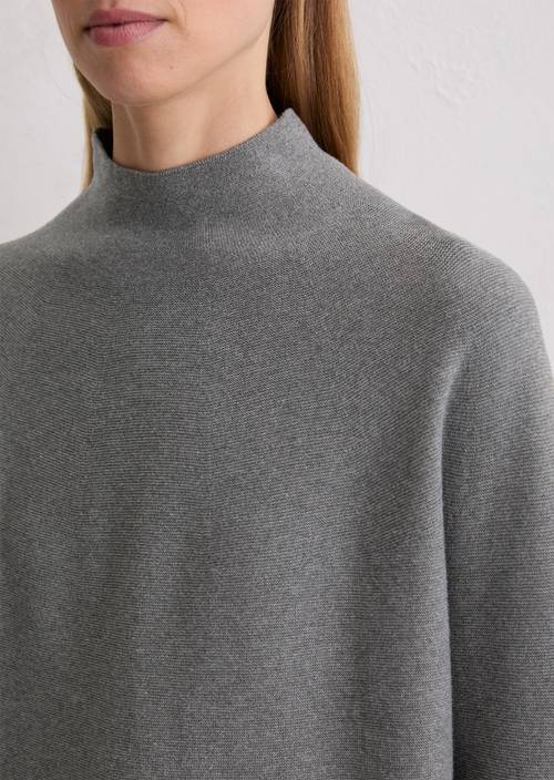 Seamless-Pullover loose Warm Granite Melange in Detailansicht