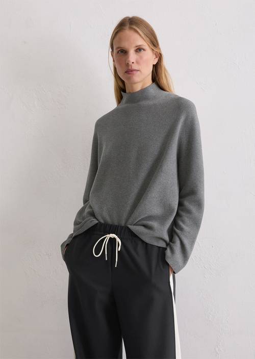 Seamless-Pullover loose Warm Granite Melange in Frontalansicht