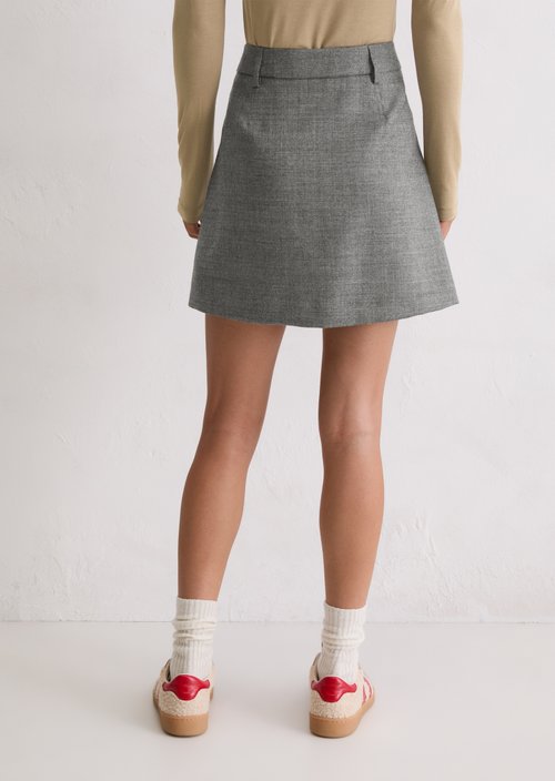 Short skirt with pleat detail — Warm Granite Melange