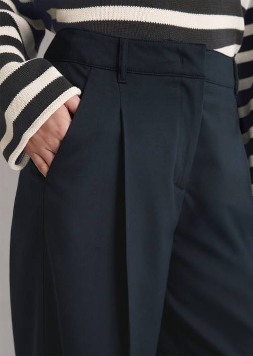 Pantalon de costume wide leg Deep Night Blue en vue détaillée