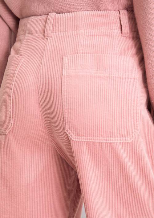 Szerokie spodnie sztruksowe Natural Rose w widoku szczegółowym