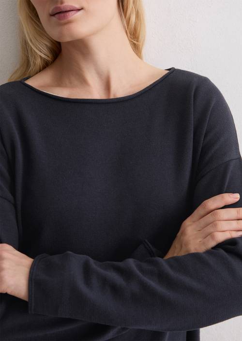 Feinstrickpullover loose Deep Night Blue in Detailansicht