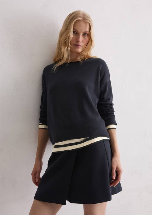 Feinstrickpullover loose Deep Night Blue in Frontalansicht