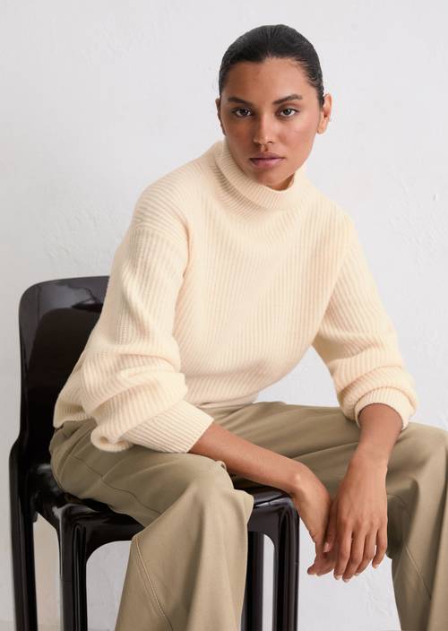 Strickpullover relaxed Raw Cream in Frontalansicht