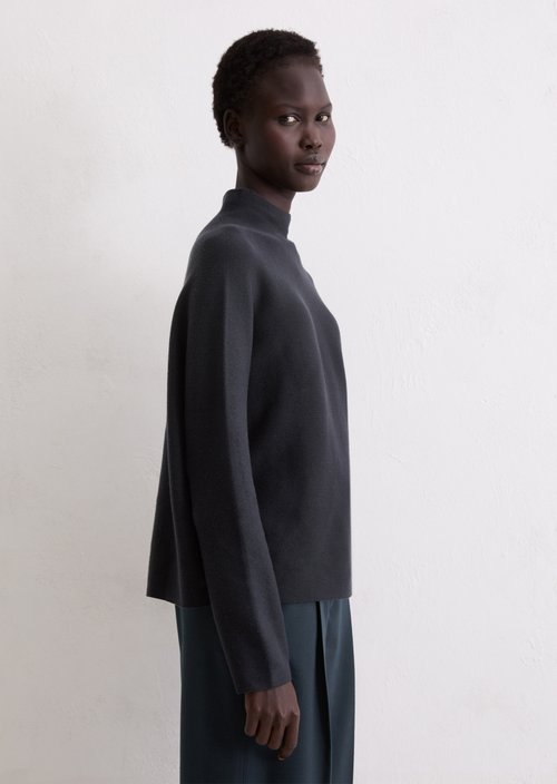 Seamless sweater loose — Deep Night Blue