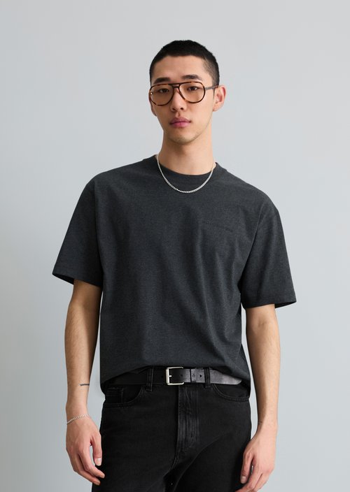 Relaxed T-shirt — Black