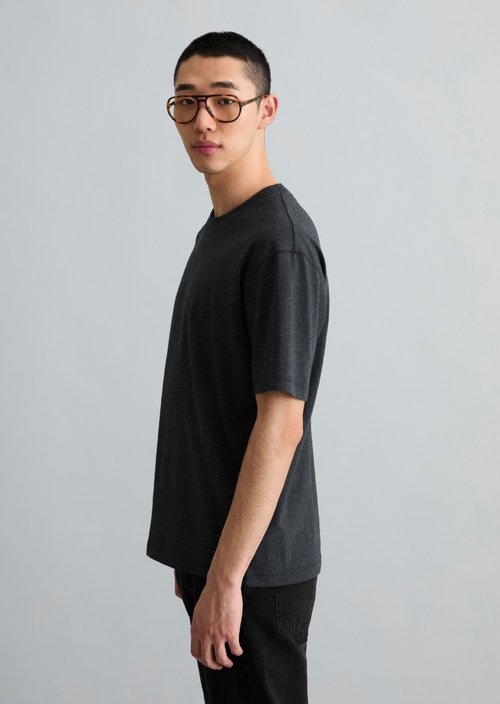 Relaxed T-shirt — Black