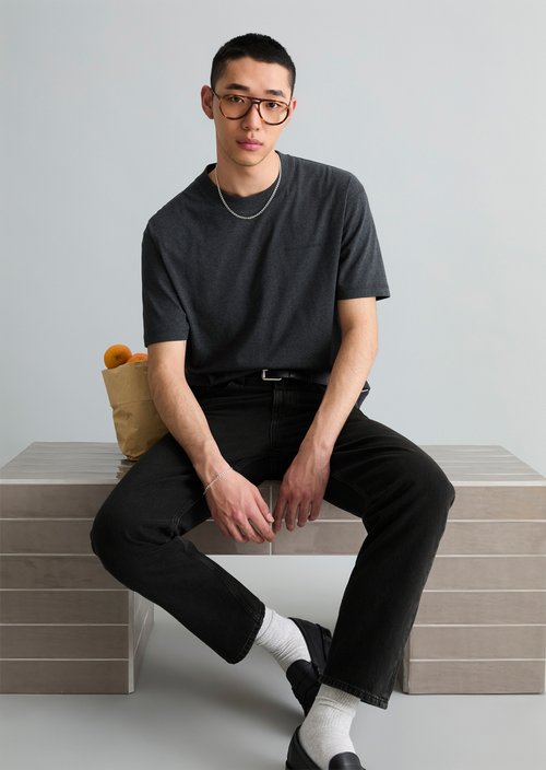 Relaxed T-shirt — Black