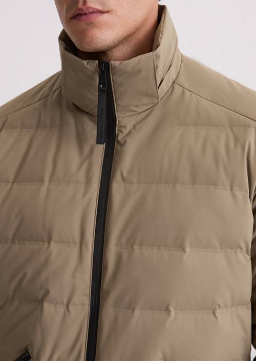 Daunenjacke MOP x Function regular Pavestone in Detailansicht