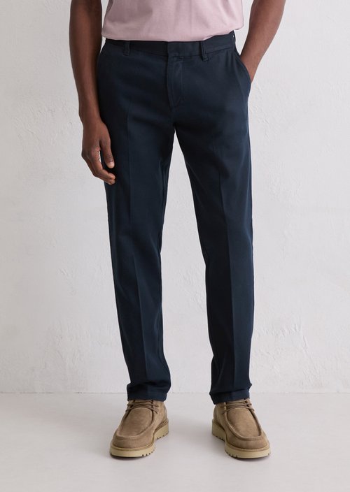 Chino model Osby tapered — Dark Navy