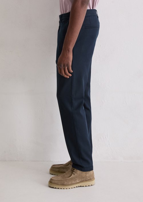 Chino model Osby tapered — Dark Navy