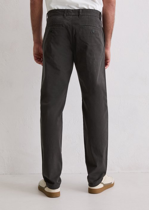 Chino model Osby tapered — Broken Graphite