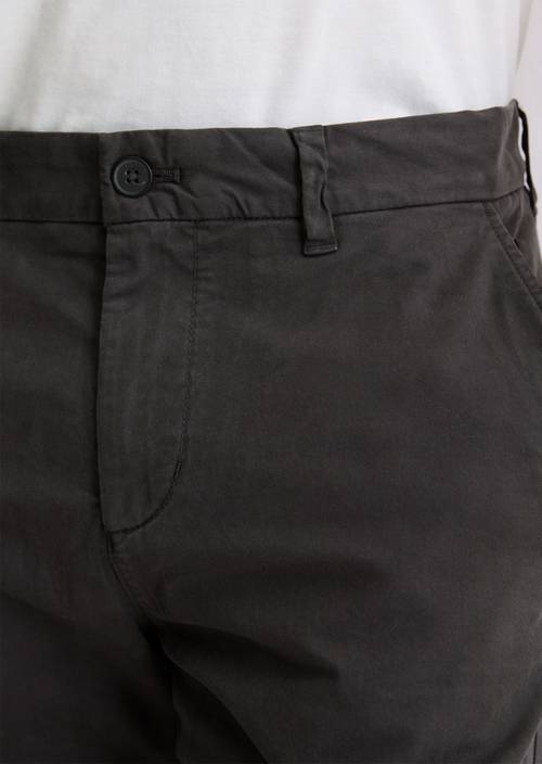 Chino model Osby taps toelopend Broken Graphite in detailaanzicht