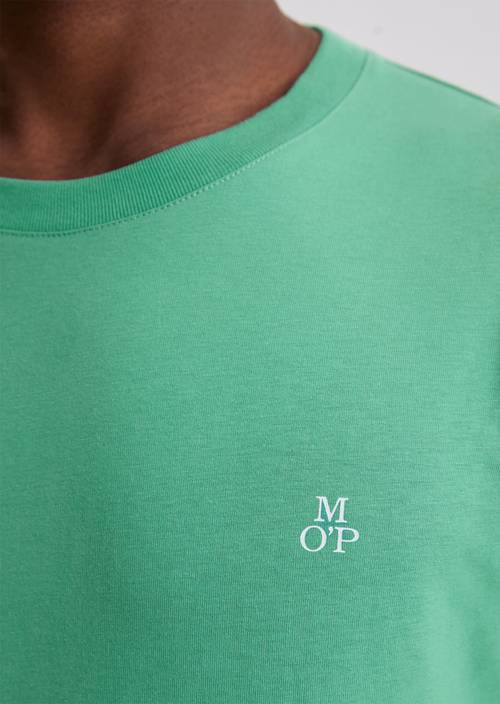 Longsleeve shaped Botanical Green in detail view