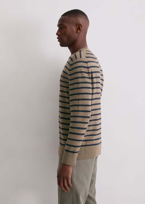 Bouclé sweater regular — Dark Beige