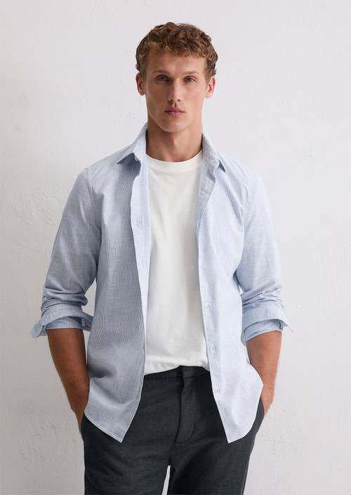 Con forma de camisa Dark Blue en vista frontal