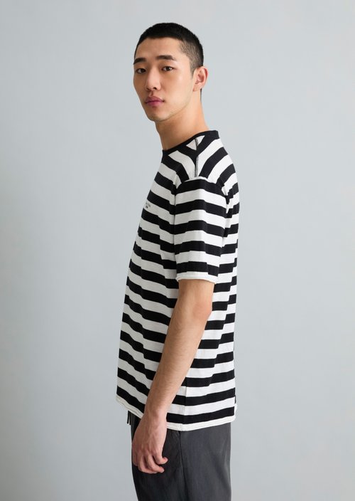 Relaxed T-shirt — Black