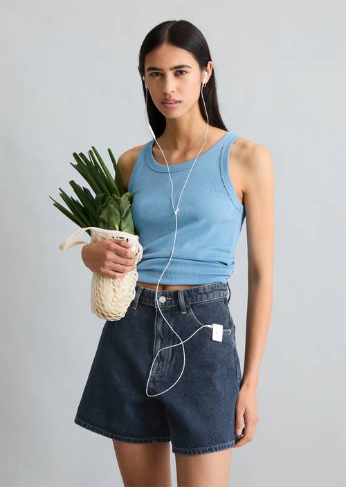 Débardeur côtelé DfC slim Azure Sky en vue de face