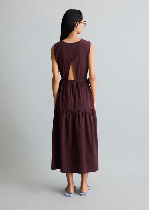 Crinkle tiered dress regular — Burnt Aubergine