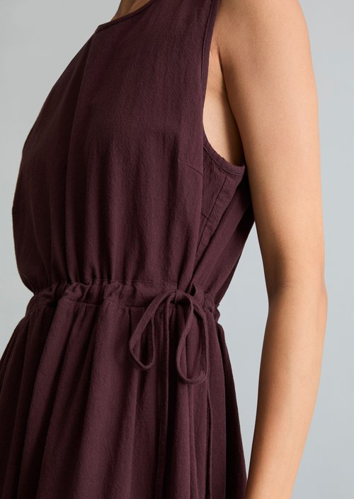 Crinkle tiered dress regular — Burnt Aubergine
