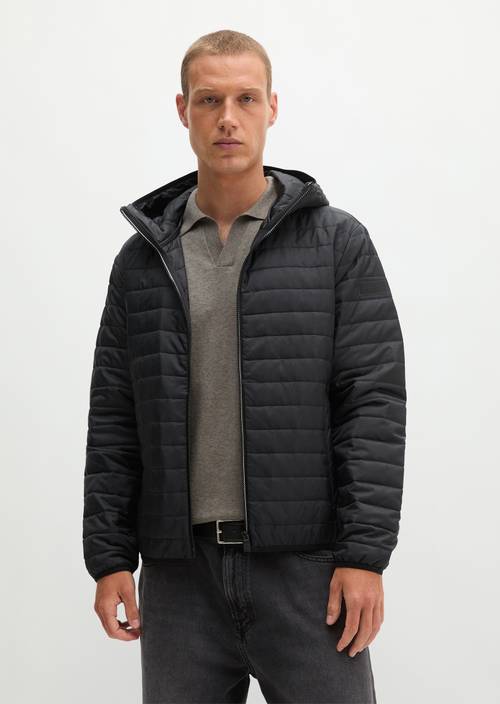Steppjacke regular Black in Frontalansicht