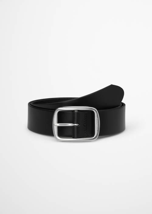 Ceinture modèle Arina Black en vue de face